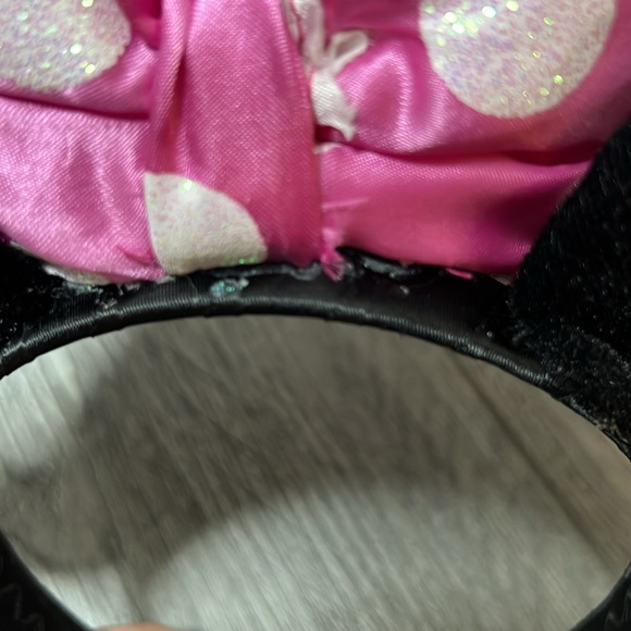 Disney Minnie Mouse pink polkadot headband/ OS - Picture 8 of 8